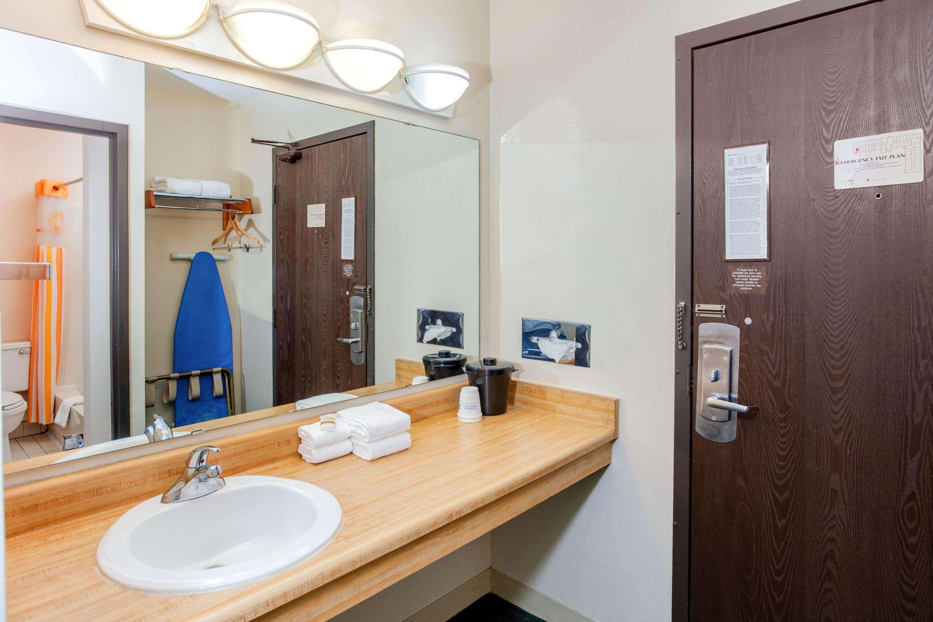La Quinta Inn By Wyndham Wausau Ngoại thất bức ảnh