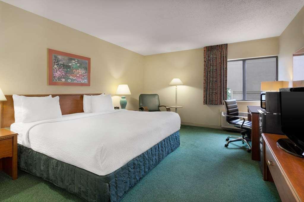La Quinta Inn By Wyndham Wausau Phòng bức ảnh